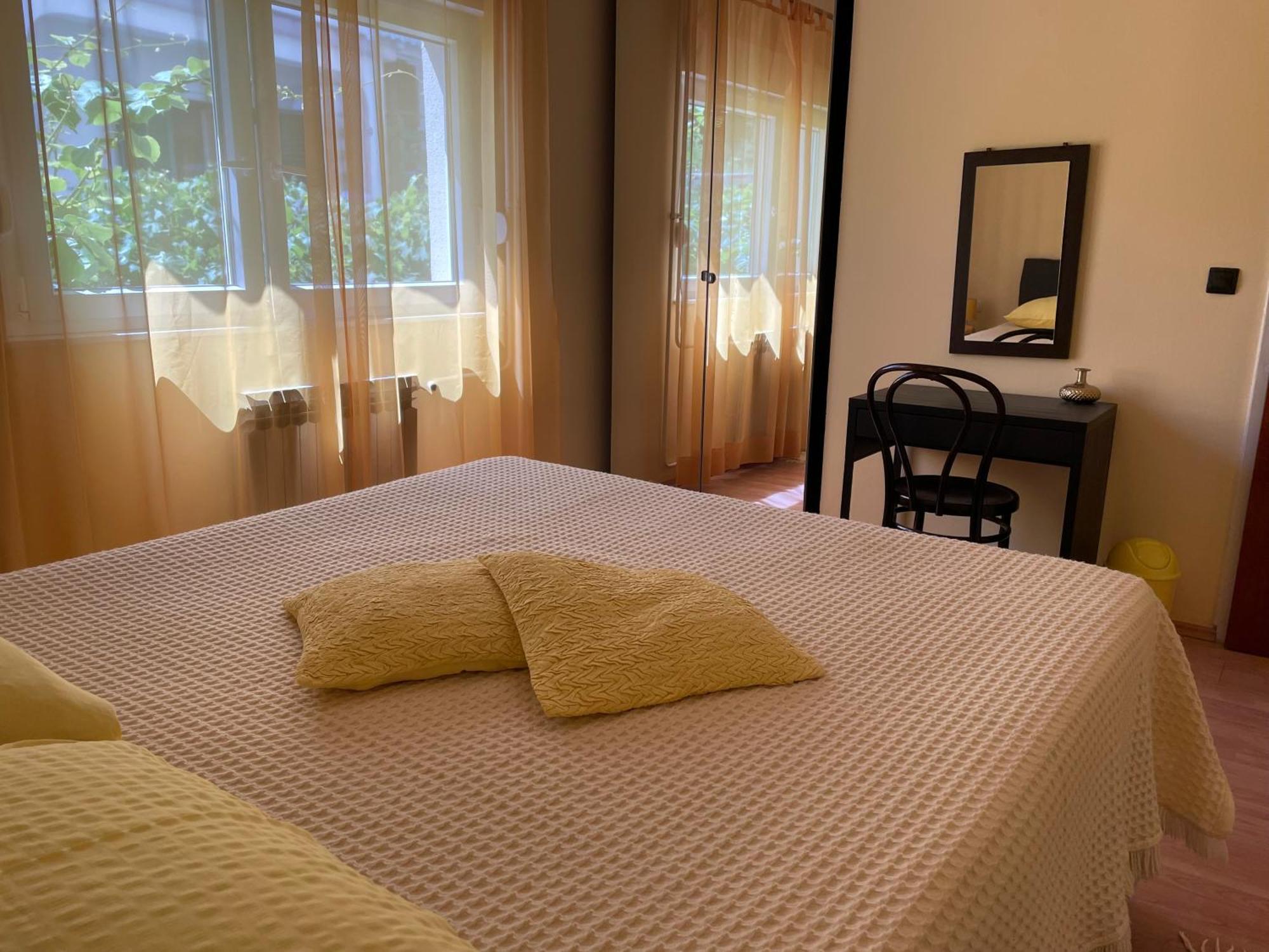 Apartments Anica Супетарска Драга Екстериор снимка
