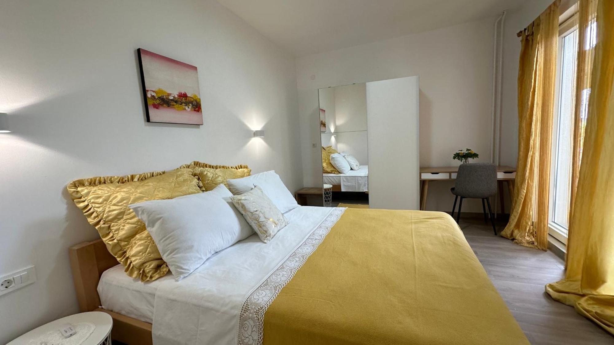 Apartments Anica Супетарска Драга Екстериор снимка