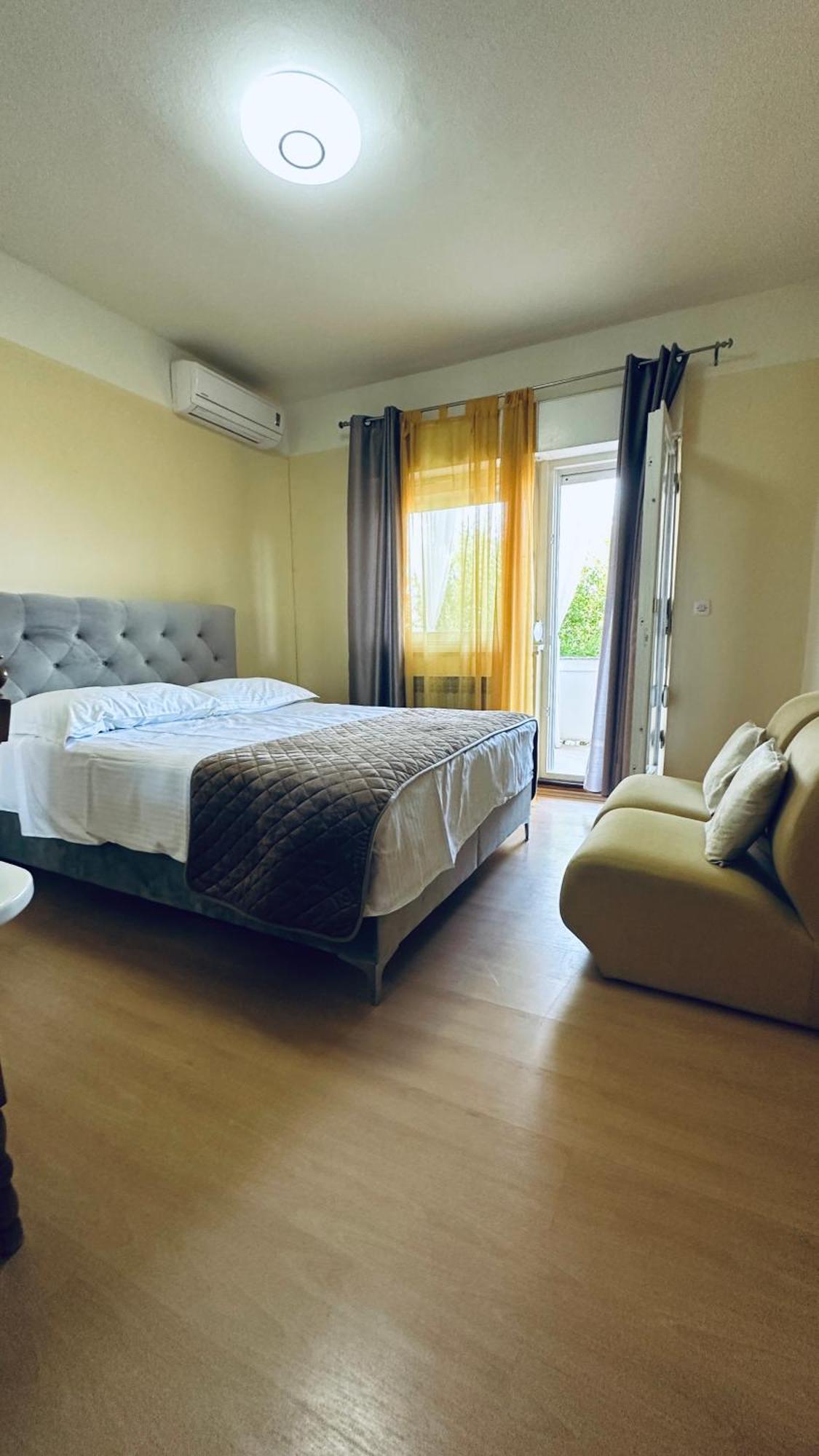 Apartments Anica Супетарска Драга Екстериор снимка