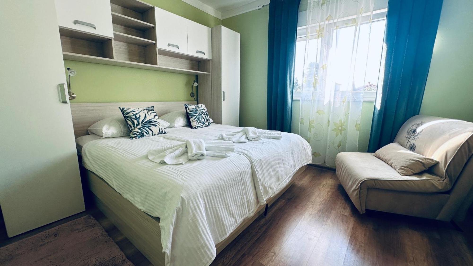 Apartments Anica Супетарска Драга Екстериор снимка