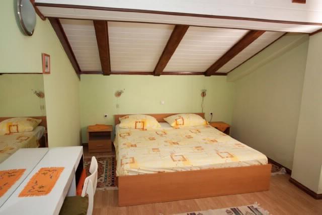 Apartments Anica Супетарска Драга Екстериор снимка